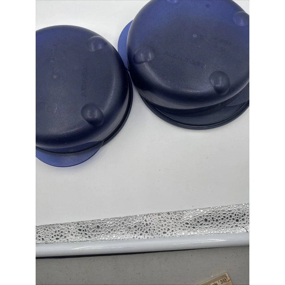 Lot Of 2 TUPPERWARE VENT N SERVE ROUND 1.75 C VENTED MICROWAVE BOWL‎  Leftover